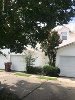 1805 Irish Hill Dr in Biloxi, MS - Building Photo