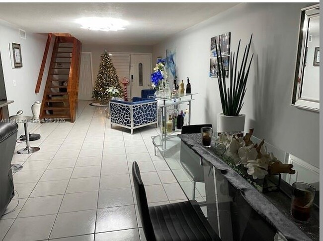 8408 NW 8th St in Miami, FL - Building Photo - Building Photo