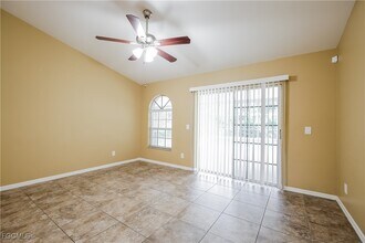 803 Hamilton Ave in Lehigh Acres, FL - Building Photo - Building Photo