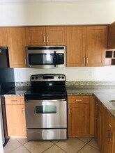 6510 Emerald Dunes Dr in Wellington, FL - Foto de edificio - Building Photo