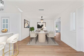 10072 Northcliffe Blvd in Spring Hill, FL - Foto de edificio - Building Photo