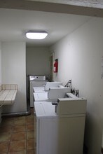 4350 Colfax in Studio City, CA - Building Photo - Interior Photo