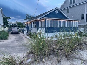 2218 Fairfield Beach Rd in Fairfield, CT - Building Photo - Building Photo