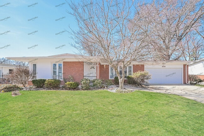 property at 1805 Aqueduct Dr