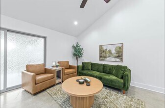 113 Oak Plns Aly in Lafayette, LA - Building Photo - Building Photo