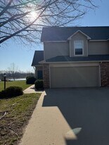 2722 Coralberry Ct in Lawrence, KS - Building Photo