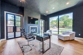 4215 Nashwood Ln in Dallas, TX - Building Photo - Building Photo