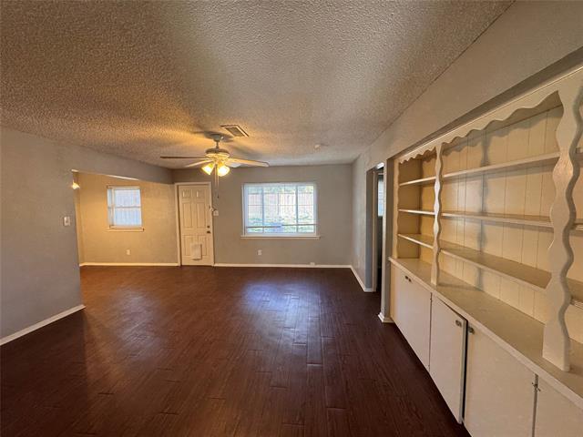 11229 Buchanan Dr in Dallas, TX - Building Photo - Building Photo