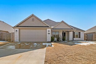 4467 W Havana Ave in Fayetteville, AR - Building Photo