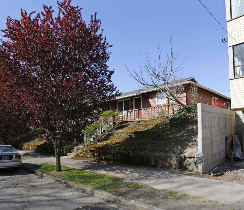 3929-3939 N Kerby Ave in Portland, OR - Building Photo