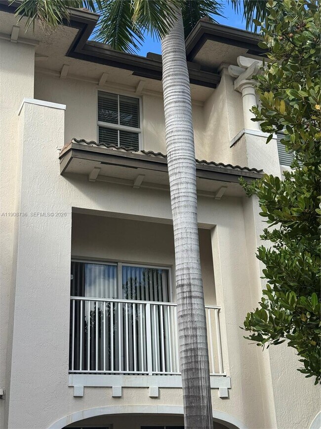 11605 NW 89th St in Doral, FL - Building Photo - Building Photo