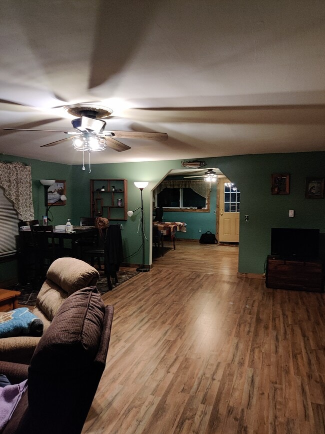1241 Cross Hill Rd, Unit A