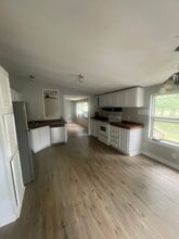 15505 Parret Ln in Willis, TX - Building Photo - Building Photo