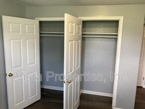 4903 Saddlebrook Ln in Louisville, KY - Building Photo - Building Photo
