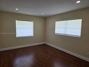 13716 SW 90th Ave in Miami, FL - Building Photo - Building Photo