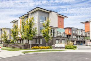 18887 72A Av in Surrey, BC - Building Photo