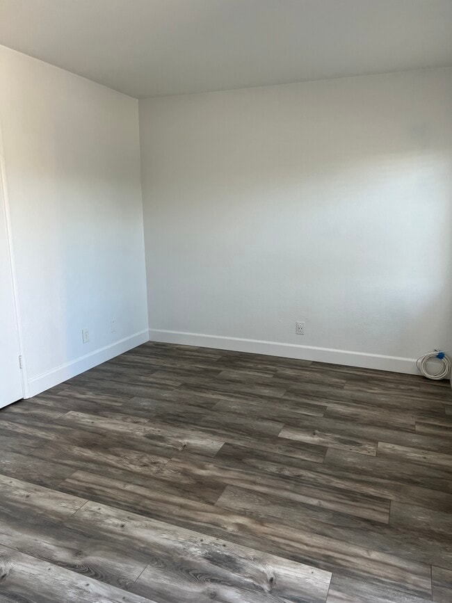 429 W Ramona Dr, Unit 429 W Ramona Dr Rialto in Rialto, CA - Foto de edificio - Building Photo