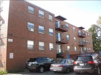 350 Highland Ave in Malden, MA - Foto de edificio - Building Photo