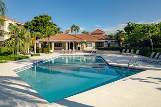 Island Shores in Greenacres, FL - Foto de edificio - Building Photo