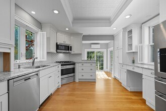 24 Greenville St in Somerville, MA - Building Photo - Building Photo