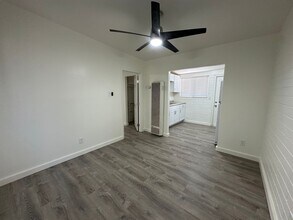 1022 N Palo Verde Blvd, Unit 1022 N Palo Verde Blvd Apt C in Tucson, AZ - Building Photo - Building Photo