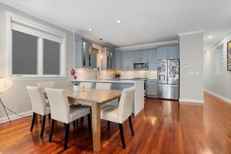 1018 N Hermitage Ave in Chicago, IL - Building Photo - Building Photo