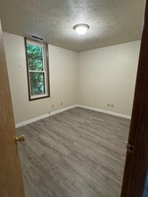 701 N Perry St, Unit Apt D in Attica, IN - Building Photo - Building Photo