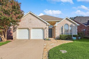 2133 Mahogany St in Flower Mound, TX - Building Photo