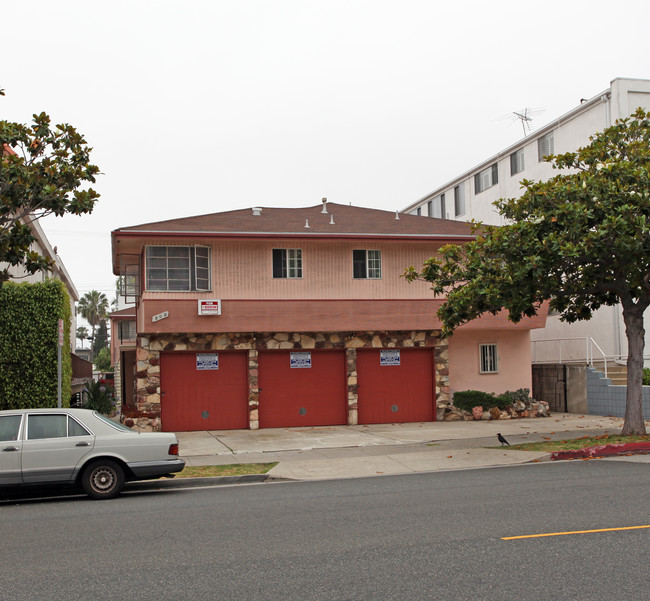 808 6th St in Santa Monica, CA - Building Photo - Building Photo