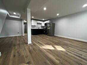 1915 S Avers Ave in Chicago, IL - Building Photo - Building Photo