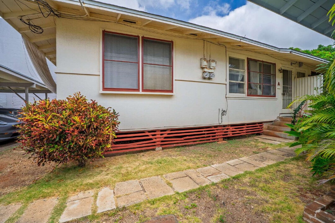 3316 Campbell Ave in Honolulu, HI - Building Photo