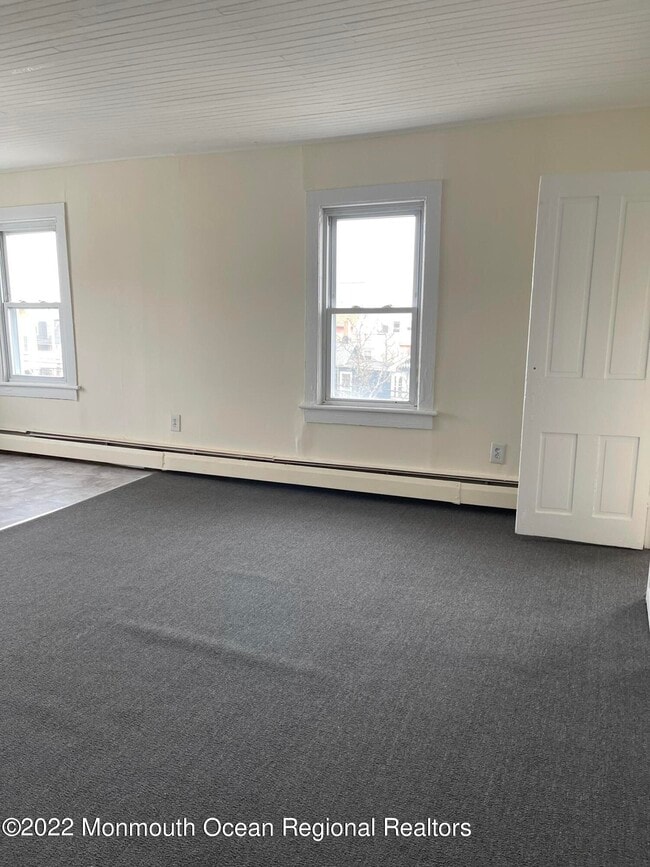 43 Webb Ave in Ocean Grove, NJ - Building Photo - Building Photo