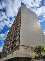 801 Ala Nioi Pl in Honolulu, HI - Building Photo