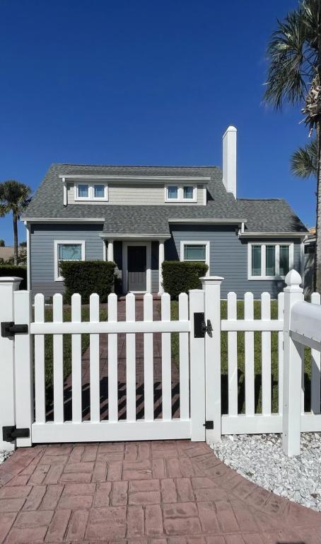 505 Silver Beach Ave in Daytona Beach, FL - Building Photo - Building Photo