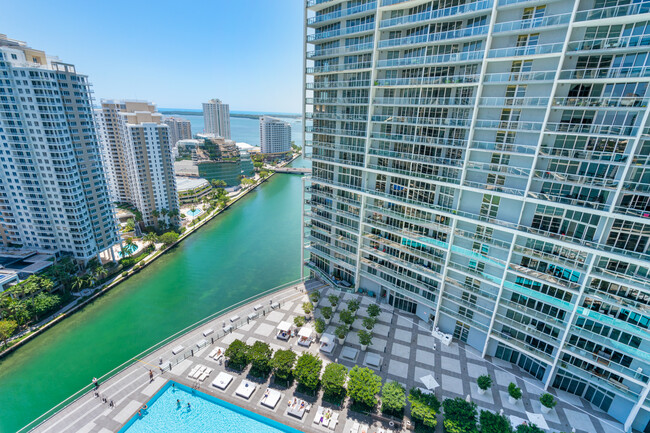 property at 475 Brickell Ave