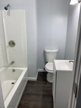 11760 SW Bowmont Ln in Portland, OR - Building Photo - Building Photo