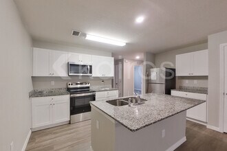 18310 Gibraltar Ln in Lehigh Acres, FL - Building Photo - Building Photo