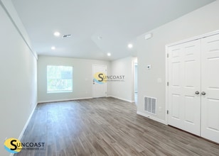 109 E Harvard St in Inverness, FL - Building Photo - Building Photo