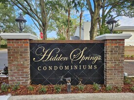 682 Youngstown Pky, Unit 328 in Altamonte Springs, FL - Building Photo