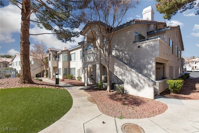 3070 Tarpon in Las Vegas, NV - Building Photo - Building Photo