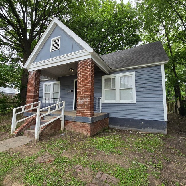 property at 664 Pope St