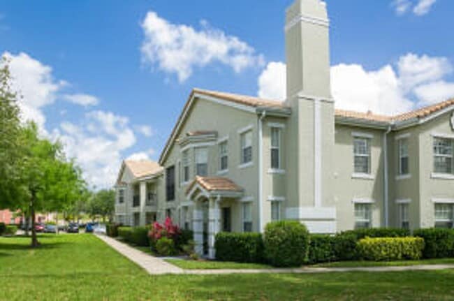 140 SW Peacock Blvd in Port St. Lucie, FL - Building Photo - Building Photo