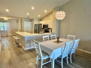 5045 Cedar Springs Dr in Naples, FL - Building Photo - Building Photo