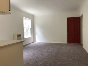 6160 Orange St in Los Angeles, CA - Building Photo - Building Photo