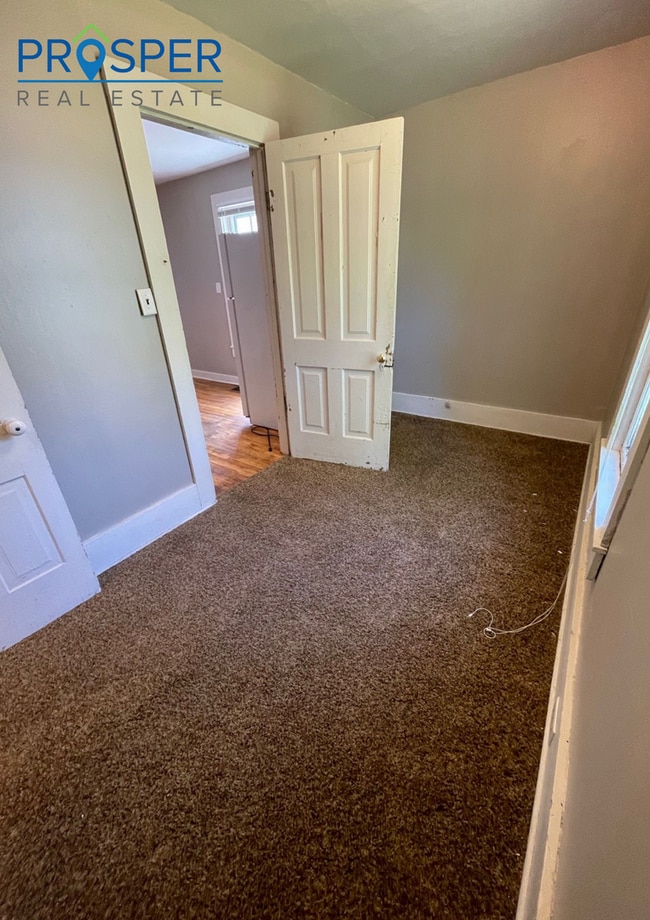 property at 828 Chippewa St