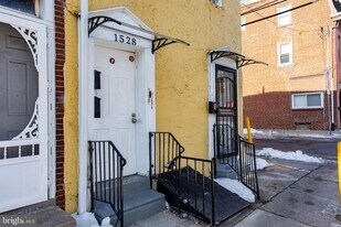 1528 Church St in Philadelphia, PA - Building Photo