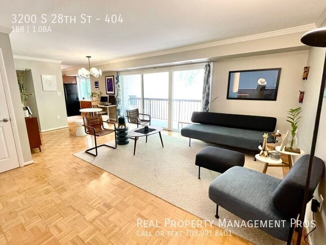 3200 S 28th St in Alexandria, VA - Building Photo - Building Photo