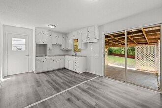 2432 Debbie Dr in Center Point, AL - Building Photo - Building Photo
