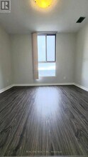 155-P155 Hillcrest Ave in Mississauga, ON - Building Photo - Building Photo