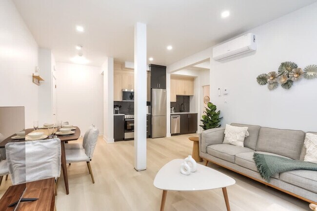 2080 Av. Lincoln in Montréal, QC - Building Photo - Building Photo